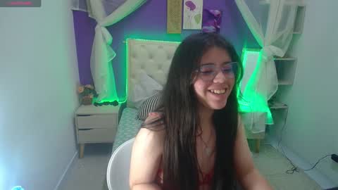 Ingrid petite online show from December 12, 2024, 11:03 pm