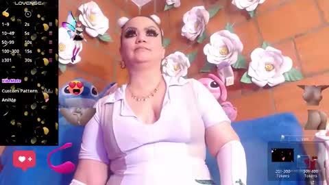 Ingrit online show from October 19, 2025, 1:23 pm