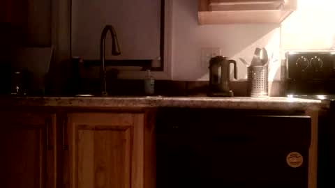 inhalation_exhalation online show from October 22, 2025, 7:41 am