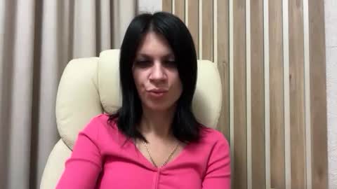 InjaAtHome online show from October 14, 2025, 6:31 pm