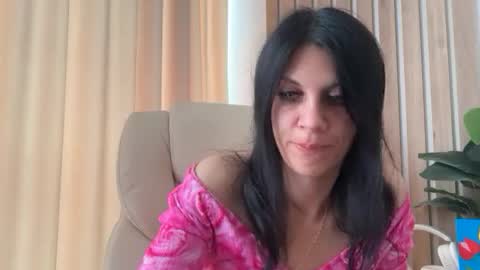 Snapshot of injaathome chatting on June 22, 2026, 1:19 pm InjaAtHome online show from June 22, 2026, 1:19 pm