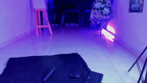 demon online show from December 5, 2025, 3:59 am