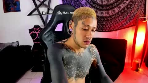 Dani  online show from September 28, 2025, 9:20 pm