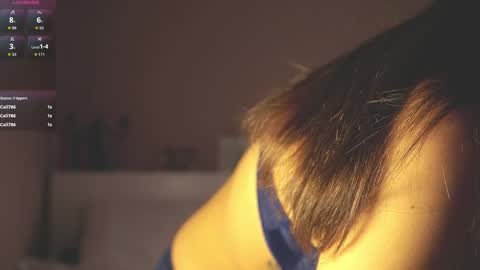 Im Senise Welcome to my room My instagram  online show from October 29, 2025, 5:42 am