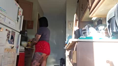 Snapshot of inkedcookies chatting on December 22, 2024, 8:25 pm inkedcookies online show from December 22, 2024, 8:25 pm