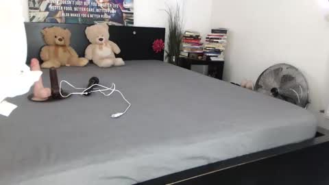 inna_sense online show from February 24, 2025, 7:33 am