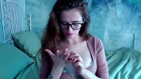 Lina online show from May 15, 2026, 11:01 pm