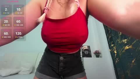 Snapshot of innocent_angell chatting on March 3, 2026, 11:43 pm Eva online show from March 3, 2026, 11:43 pm