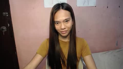 Snapshot of innocent_lover_ziaxx chatting on April 7, 2026, 12:55 am your zia online show from April 7, 2026, 12:55 am