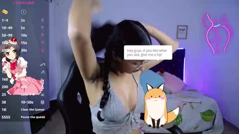 Luna moon online show from December 21, 2025, 6:26 pm