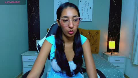 Snapshot of inocent_luna chatting on June 6, 2026, 4:50 am Luna moon online show from June 6, 2026, 4:50 am