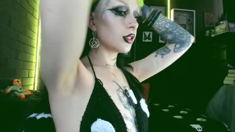   SANIA  online show from December 13, 2024, 5:21 pm