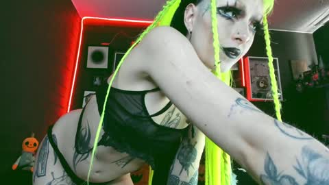   SANIA  online show from January 7, 2025, 8:52 pm