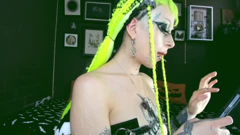   SANIA  online show from January 17, 2025, 4:47 pm