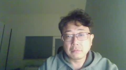 insuclee197641 online show from October 31, 2025, 5:03 pm