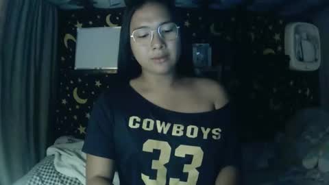 MAXINE online show from March 22, 2026, 9:18 pm