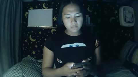 MAXINE online show from March 25, 2026, 3:51 pm