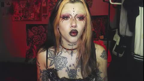 Snapshot of insunnity666 chatting on November 17, 2025, 7:41 pm Insunnity666 online show from November 17, 2025, 7:41 pm