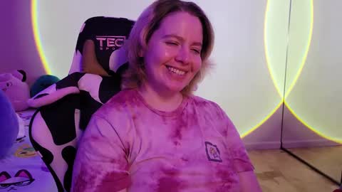 Faye online show from February 19, 2025, 4:34 am