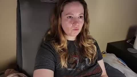 Snapshot of internetfairy_xo chatting on July 28, 2026, 11:17 am Faye online show from July 28, 2026, 11:17 am