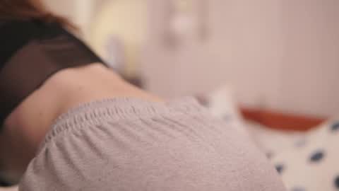 Avie online show from March 21, 2026, 2:09 pm