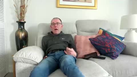 inthemood63 online show from April 11, 2026, 4:11 pm