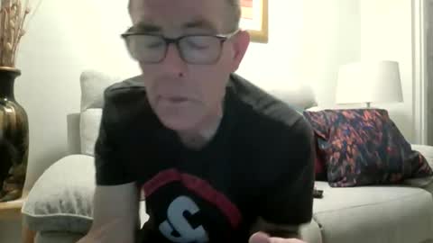 inthemood63 online show from April 14, 2026, 8:59 pm