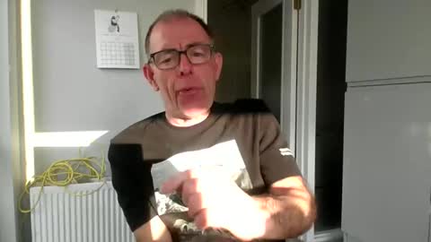 inthemood63 online show from April 26, 2026, 6:49 pm