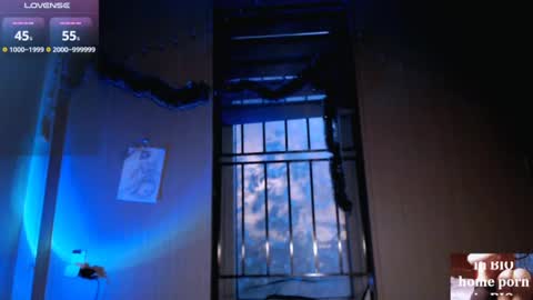 Cassie online show from March 10, 2025, 1:21 pm