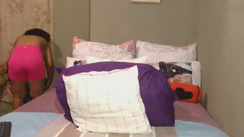 boniswa caroline online show from February 9, 2026, 9:52 pm