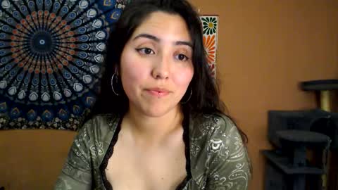 Africa online show from November 14, 2025, 7:01 pm