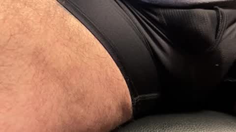 Snapshot of intressiert chatting on December 9, 2024, 1:02 pm intressiert online show from December 9, 2024, 1:02 pm