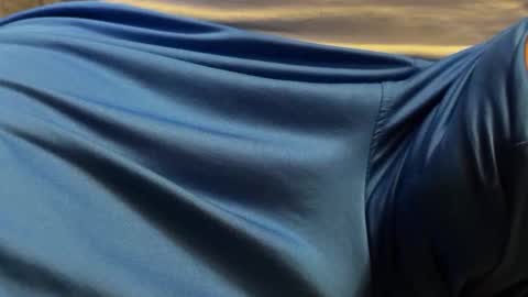 Snapshot of intressiert chatting on December 12, 2024, 6:53 pm intressiert online show from December 12, 2024, 6:53 pm