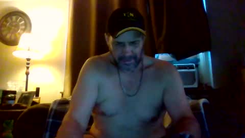 inurass2222 online show from April 22, 2026, 11:50 pm