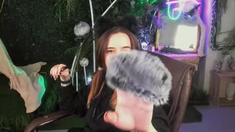 IreneBailey online show from November 9, 2025, 9:07 am