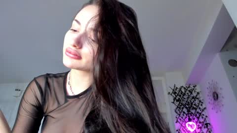 Ir s room online show from February 8, 2025, 8:42 am