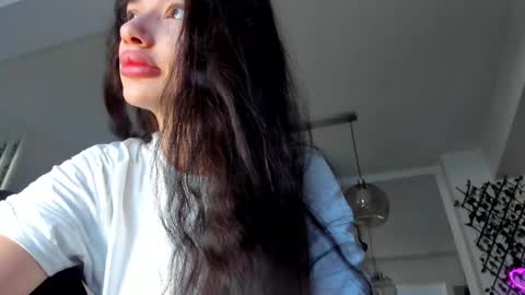 Ir s room online show from March 4, 2025, 5:53 am