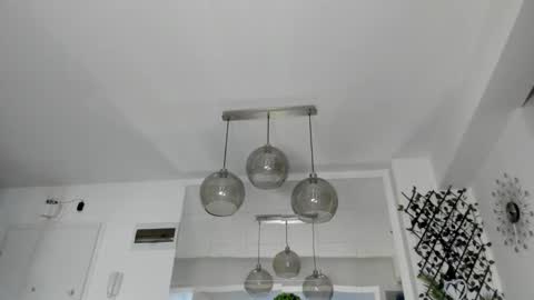 Ir s room online show from October 9, 2025, 5:49 am