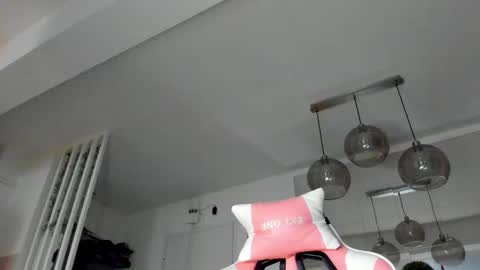 Ir s room online show from October 25, 2025, 4:53 am