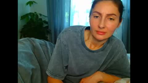 Snapshot of irina9793 chatting on May 21, 2026, 6:42 am irina online show from May 21, 2026, 6:42 am