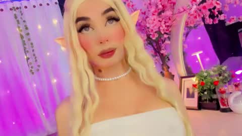 Irina online show from December 16, 2025, 7:19 pm