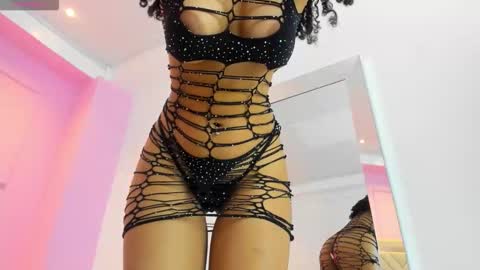 irina_palvin online show from December 16, 2025, 12:32 pm