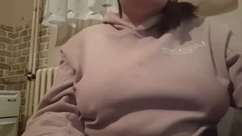 IrinnaK online show from February 17, 2025, 7:31 pm