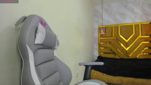 Snapshot of iris_77 chatting on October 12, 2025, 7:07 am iris_77 online show from October 12, 2025, 7:07 am