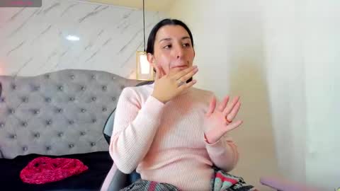 Snapshot of iris_77 chatting on October 14, 2025, 6:20 pm iris_77 online show from October 14, 2025, 6:20 pm