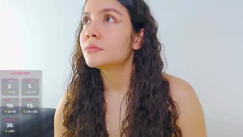 Instagram iris caprice online show from October 3, 2025, 9:45 pm