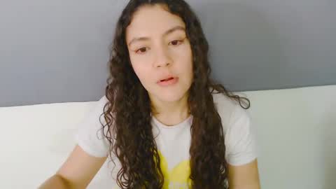 Snapshot of iris_caprice chatting on May 25, 2026, 2:06 am Instagram iris caprice online show from May 25, 2026, 2:06 am