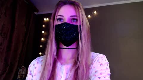 Lily online show from January 13, 2026, 5:07 pm