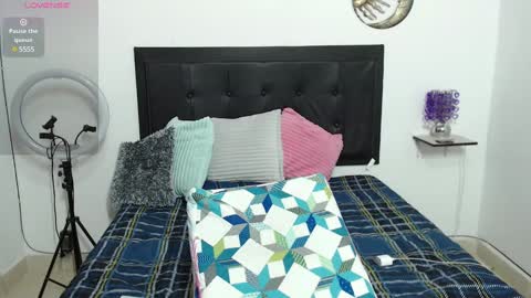 IRIS online show from February 5, 2025, 2:51 am