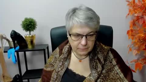 I R I S online show from December 31, 2024, 7:10 am